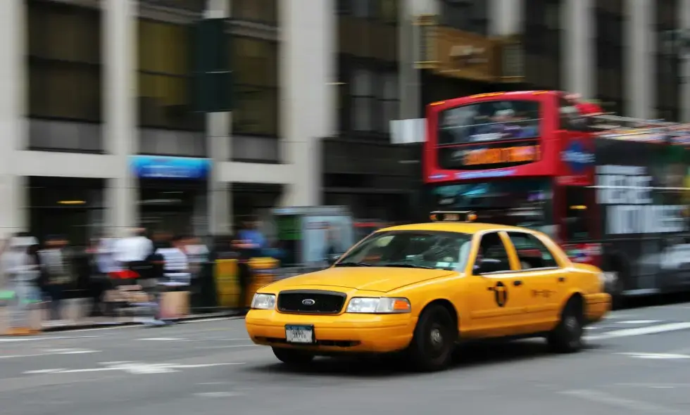 Aanschaf van een Bulgaarse tolvignet en verkeerregels voor voertuigen.