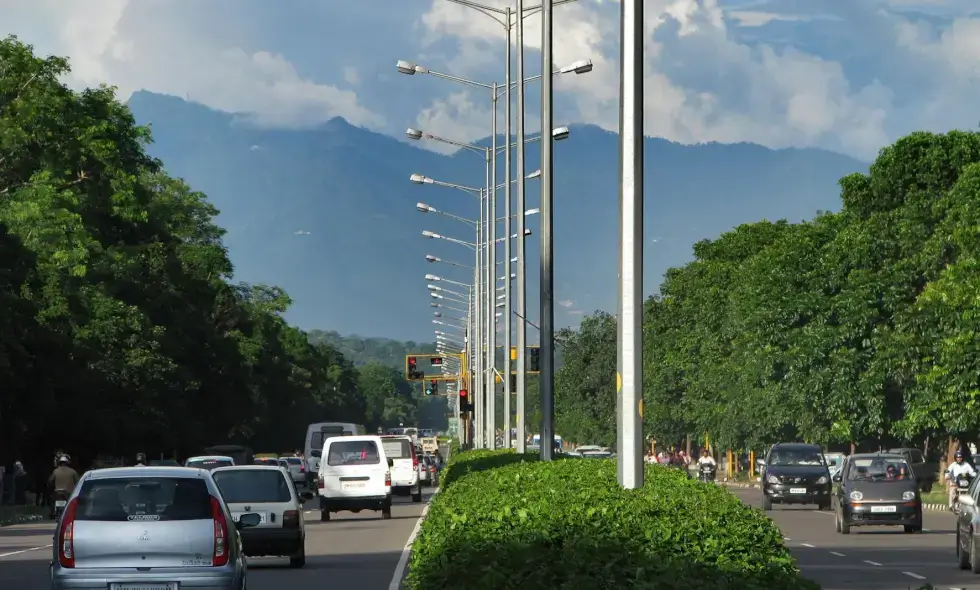 Строителството на автомагистрала D4 е към своя край: някои участъци вече са отворени, а на други места ще бъдат въведени нови ограничения.