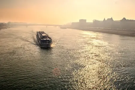 Maďarská dálniční známka - Cestujte do srdce Maďarska po dálnici!