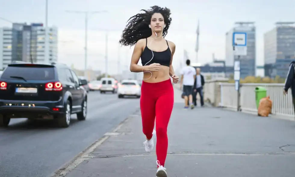 Nová diaľnica v Rumunsku: vyšli najavo prvé detaily. Bude mať 3 pruhy v každom smere, bude postavená výlučne z miestne vyrobeného betónu a vytvorí spojenie, na ktoré Rumuni dlho čakali.