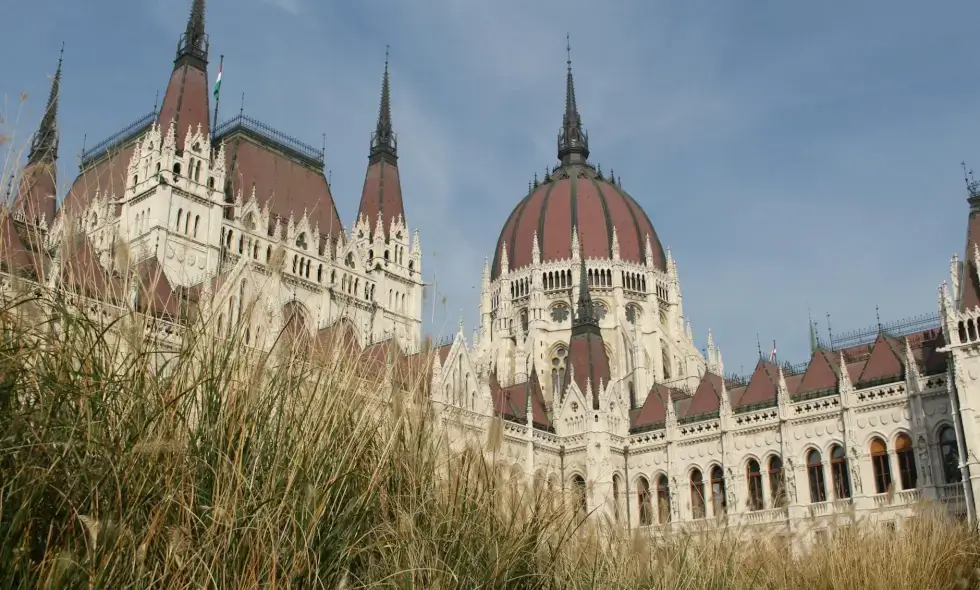 Адкрыйце для сябе скарбы Венгрыі на аўтамагістралі з вiнэткай!